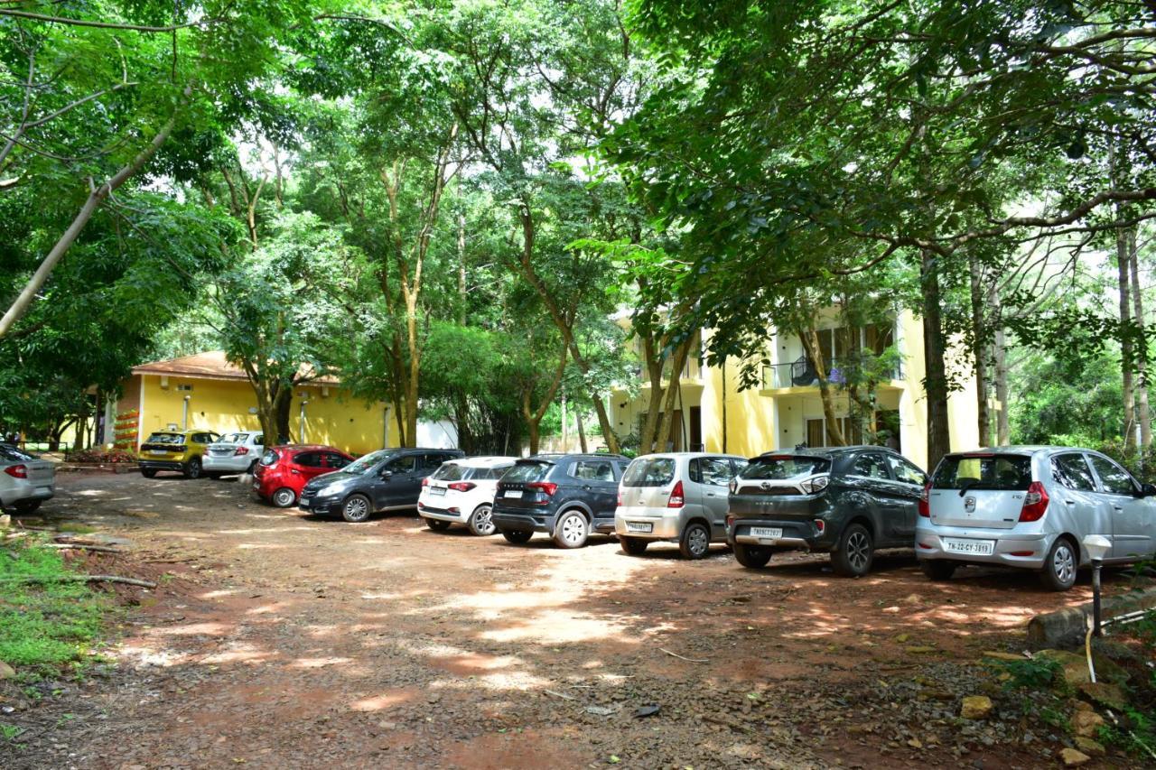 Zeenath Taj Gardens Yelagiri Bagian luar foto