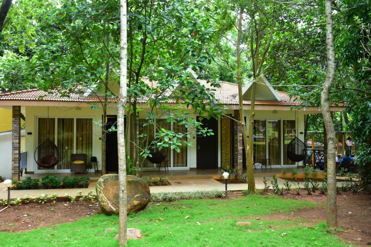 Zeenath Taj Gardens Yelagiri Bagian luar foto