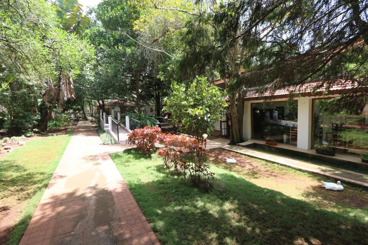 Zeenath Taj Gardens Yelagiri Bagian luar foto