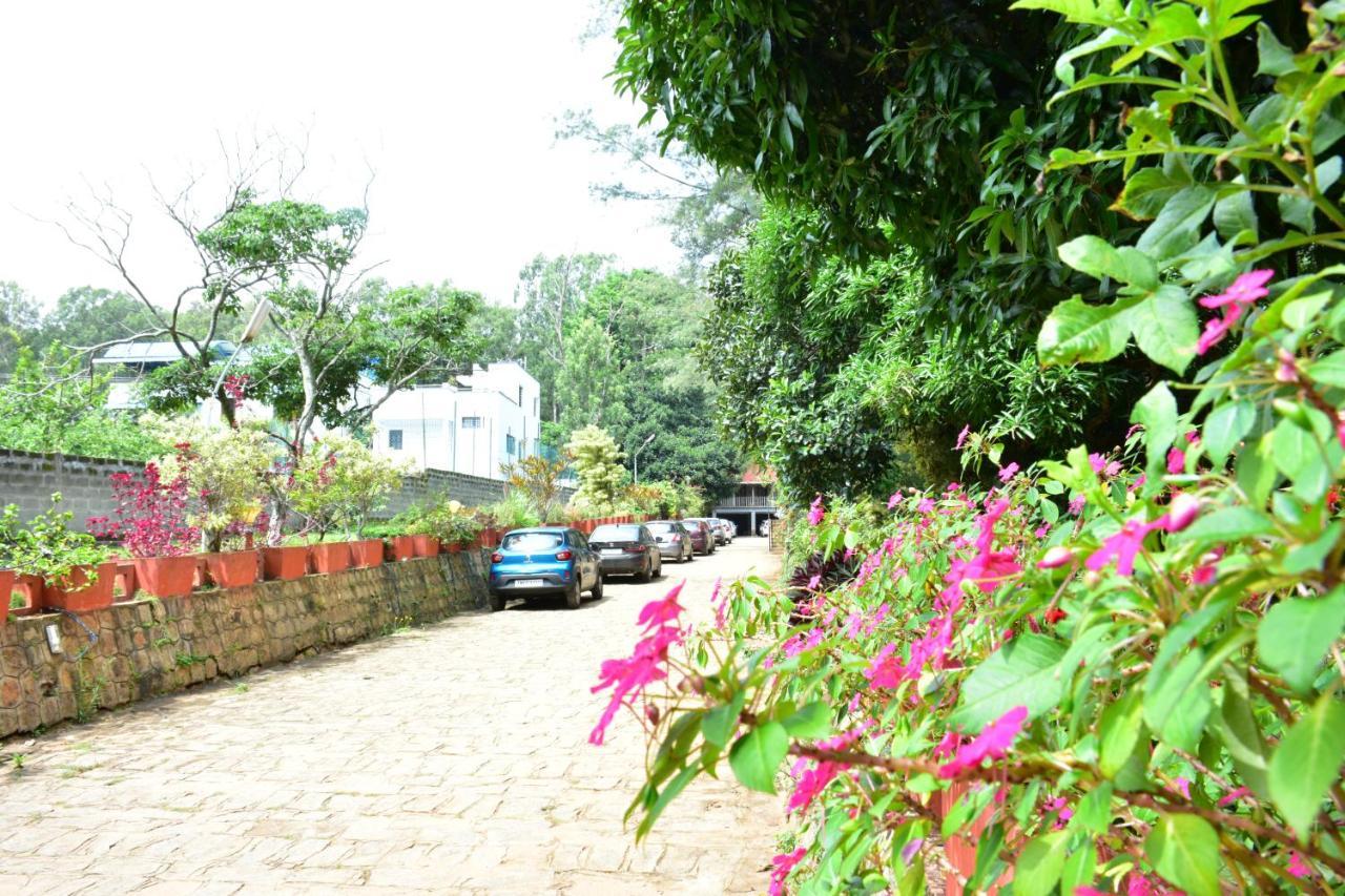 Zeenath Taj Gardens Yelagiri Bagian luar foto