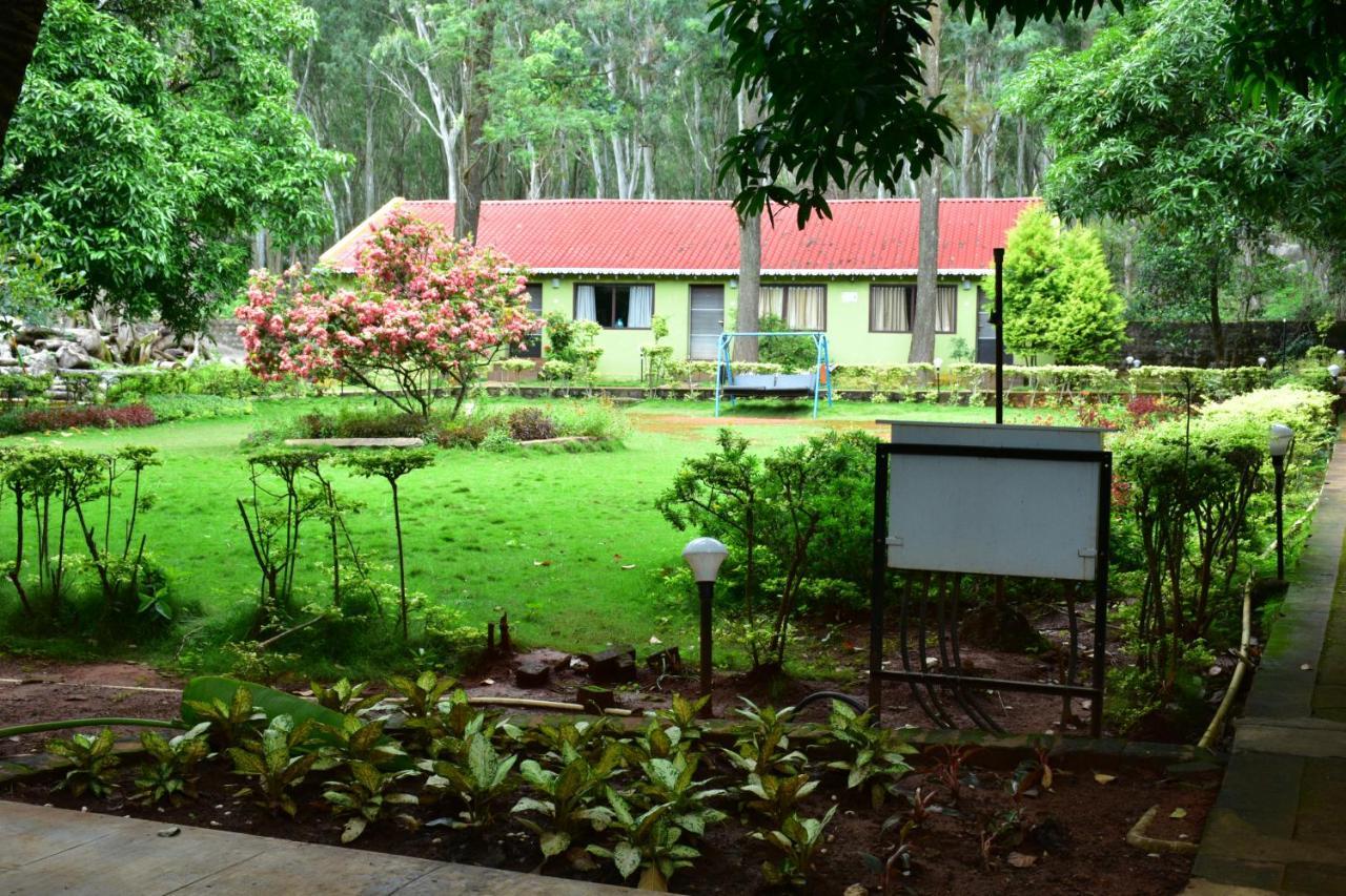 Zeenath Taj Gardens Yelagiri Bagian luar foto